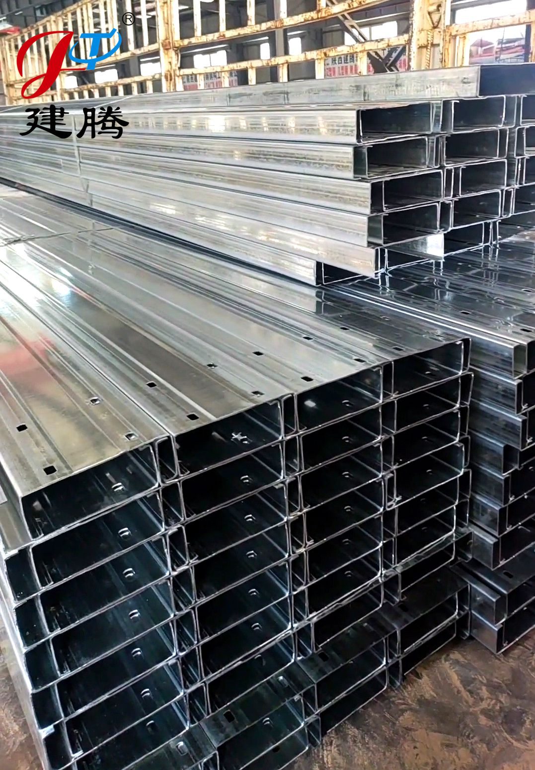 C型钢220*70*20*2.5装车发货中